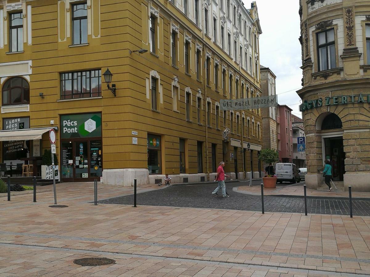 Centrum11 Печ Экстерьер фото