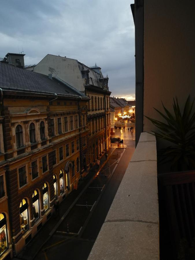 Centrum11 Печ Экстерьер фото